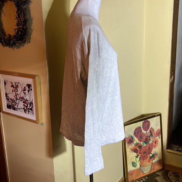 J CREW Size XL Apple Graphic Sweater
100% Cotton Full Sleeve Sequin Leaf $80NEW - Picture 6 of 16